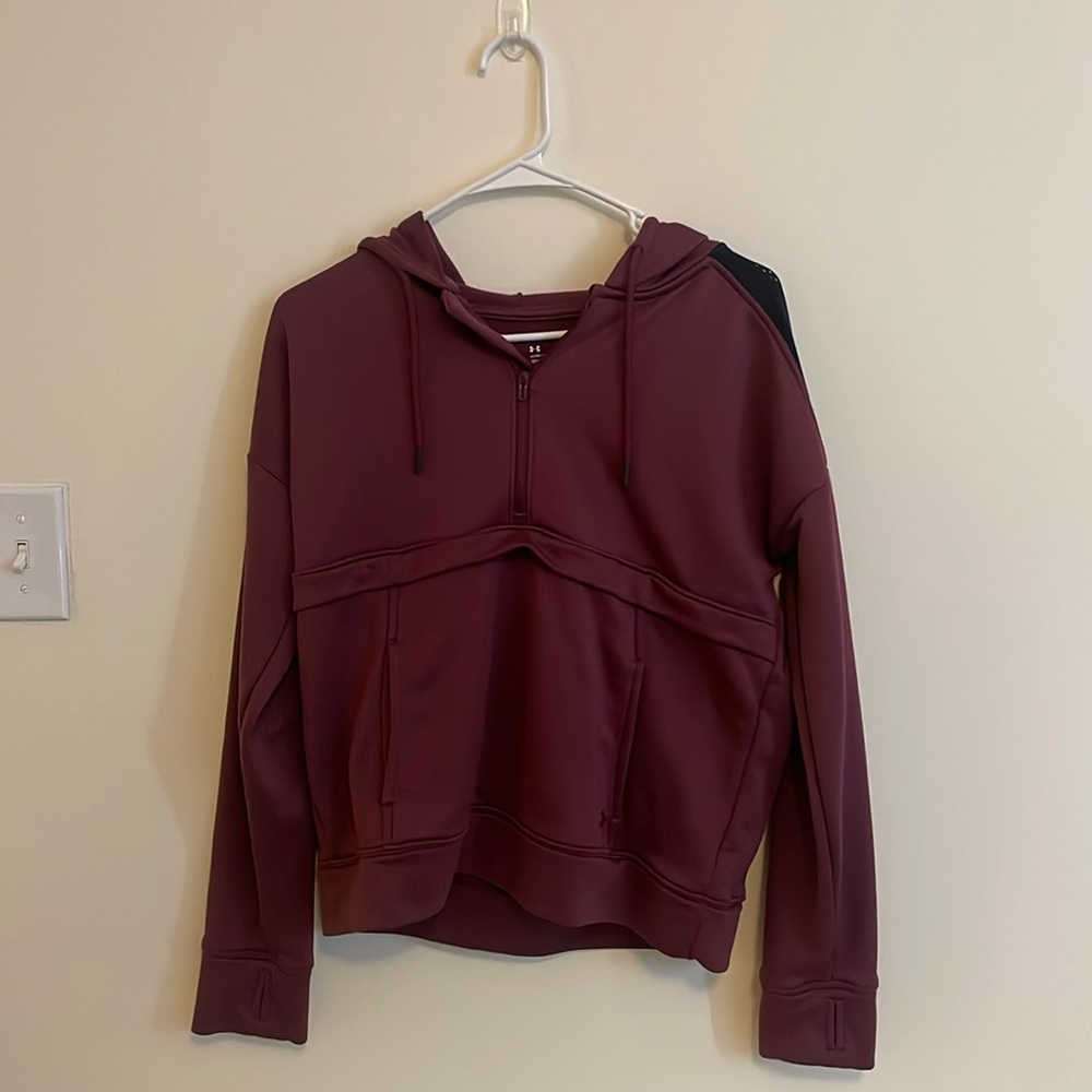 Under Armour Swearshirt